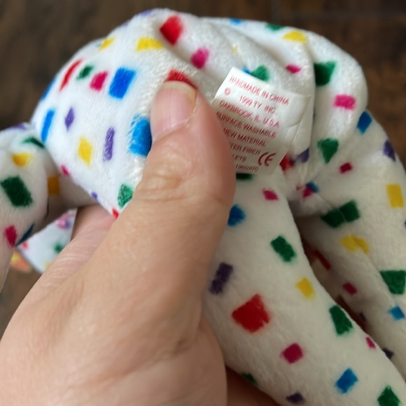 Ty beanie baby bear ty 2k New with heart tag White teddy bear colorful confetti - Picture 3 of 4